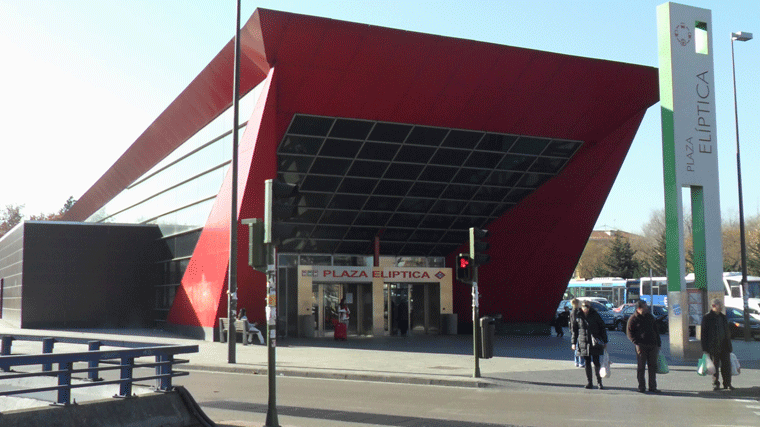 El Ayuntamiento estudia instalar cámaras en Plaza Elíptica tras la petición de los vecinos