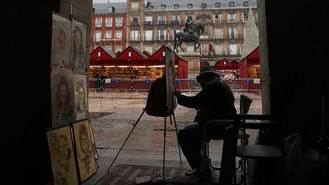 El Ayuntamiento sorteará cinco espacios para pintores en la Plaza Mayor ante las 6 peticiones presentadas