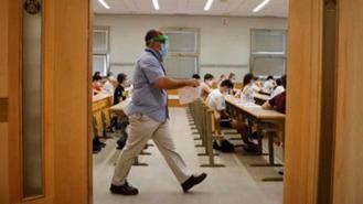 La Comunidad convoca 993 plazas para docentes e investigadores