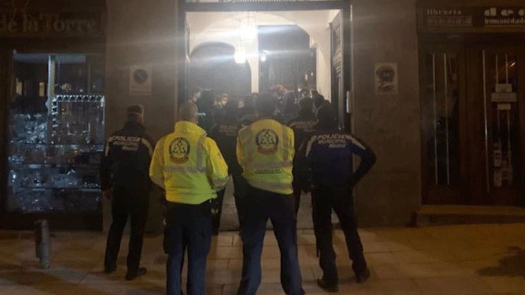 La Comunidad habilita a la Policía Local para inspeccionar pisos turísticos por fiestas ilegales