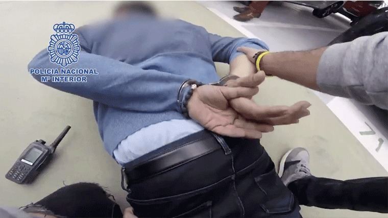 La policía aborta un pase de 700 kg de cocaína, hay tres detenidos