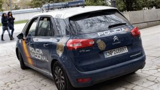 Policias salvan la vida a una anciana intoxicada por un escape de gas en su vivienda