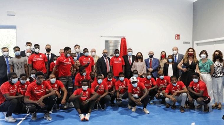 Inaugurado en Getafe el primer polideportivo para refugiados del mundo