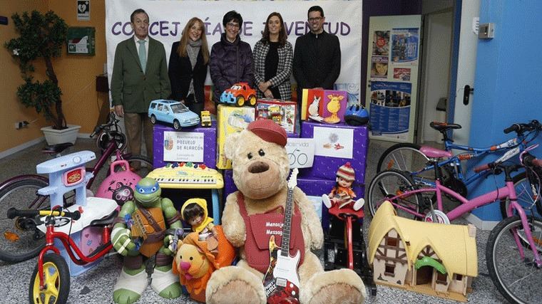 La recogida de juguetes consigue más de 300 cajas de donaciones