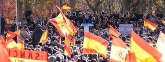 El PP cifra en 80.000 los asistentes a la protesta contra el Gobierno, Delegación del Gobierno calcula 40.000