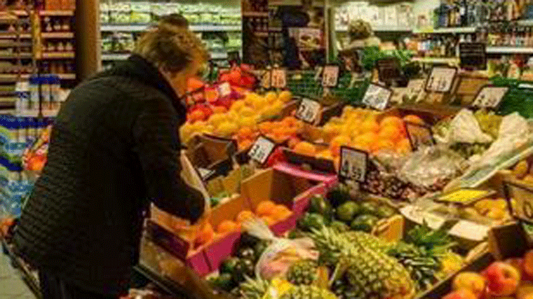 Los precios se moderan en la región, pero con los alimentos disparados un 15,8%