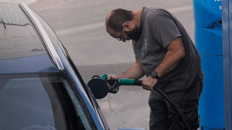 Adiós a la tregua de precios de los carburantes: Inician el año con una subida superior al 1%