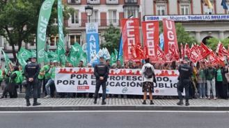 Educación cifra en un 17% el seguimiento de la huelga, los sindicatos en un 70%