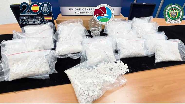 Policía intercepta por primera vez un alijo de pastillas de heroina procedente de Colombia