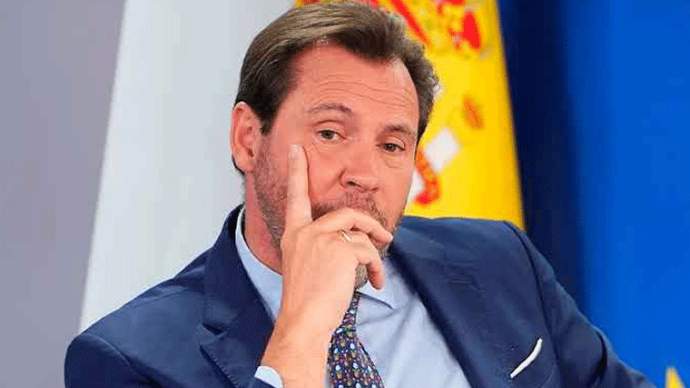 Puente admite una 'tormenta perfecta' en la calidad de los trenes y dice que la revertirá con inversión récord