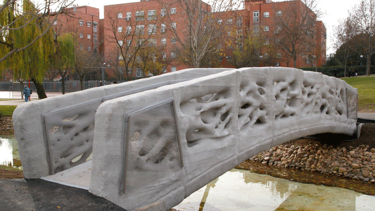 El primer puente peatonal del mundo en 3D, en un parque de Alcobendas