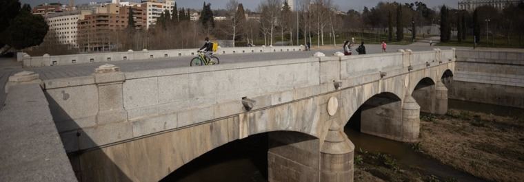 Un juez decidirá si suspende la `mascletá´ de Almeida en Puente del Rey