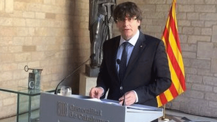 Tormenta en el Govern: Puigdemont releva a las críticos, incluida Neus Monté