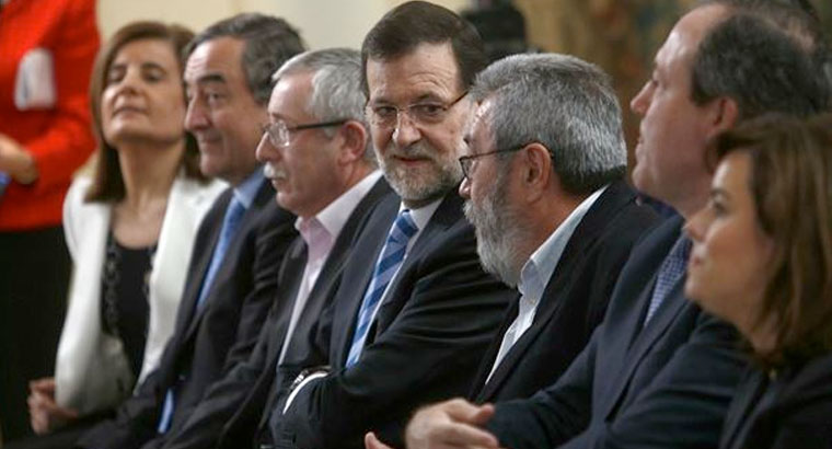 Cumbre en Moncloa: Rajoy, empresarios y sindicatos abordarán un plan para parados de larga duración 