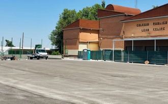 Finalizan las obras de rehabilitación del patio en el CEIP León Felipe