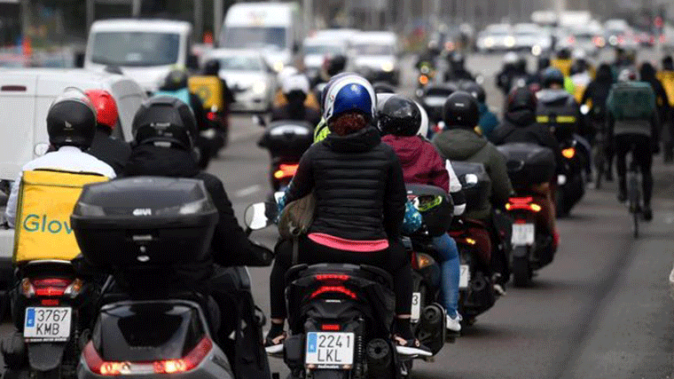 Centenares de riders se manifiestan contra del borrador de la ley `riders´