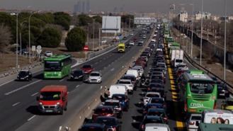 Retenciones de varios kilómetros en hora punta en la A-5 coincidiendo con el cierre de la calzada sur