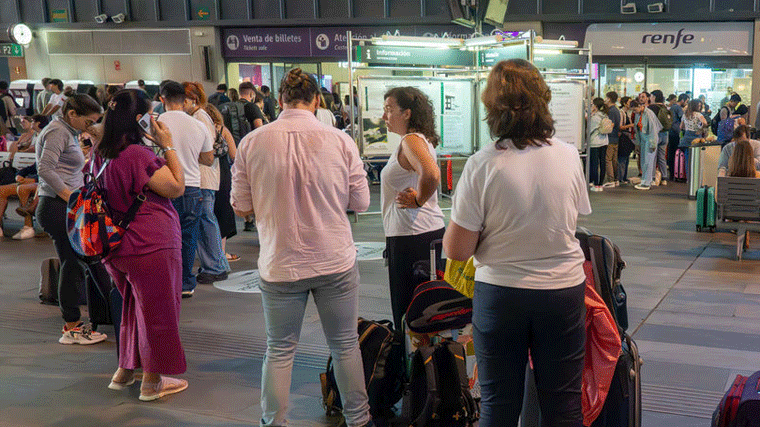 Renfe e Iryo reubicarán a los afectados de los trenes cancelados Madrid y Andalucía