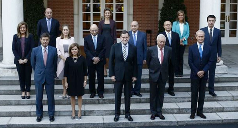 Más de 100.000 en regalos institucionales: Botellas de aceite, bolígrafos, relojes, gemelos...o un globo terráqueo