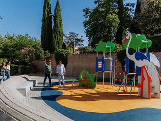 Renovación integral del área infantil en los jardines de Don Abel Blanco