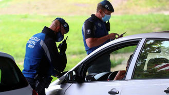 Las restricciones de movilidad afectan ya a más de un millón de personas en la región