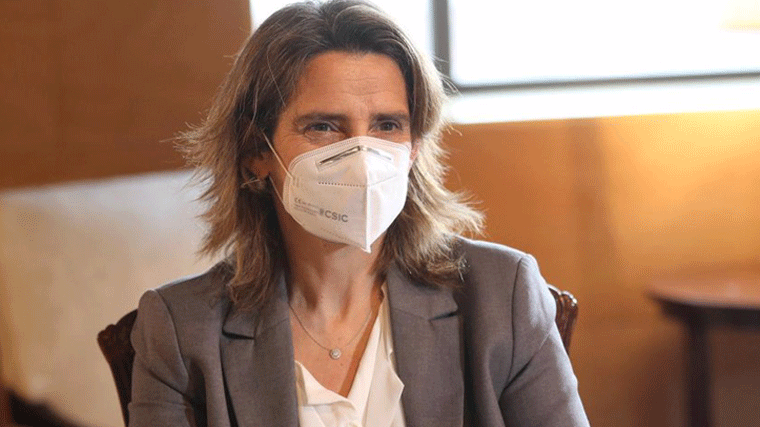 El ruego de Ribera: Si las eléctricas bajasen sus tarifas 'sería un gesto muy apreciado'