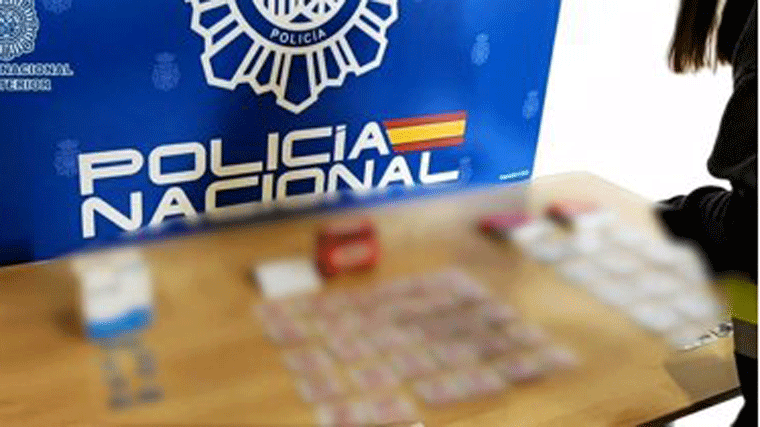 Requisan más de 100 pastillas potenciadoras sexuales en un pub de Atocha