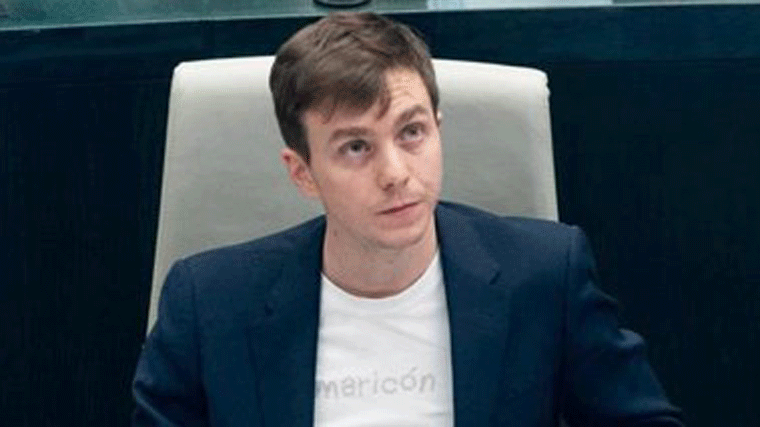 Más Madrid arremete contra el 'amiguismo' con Vaquerizo, a quien el PP 'mima y beneficia con contratos'