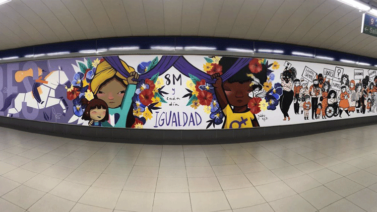 Retiran el mural feminista de la estación de Sainz de Baranda tras ser vandalizado