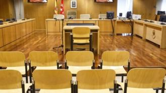 Fiscalía pide 10 años por fraude fiscal para tres acusados,uno hijo del último alcalde franquista