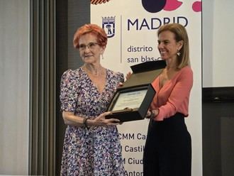 San Blas-Canillejas rinde homenaje a 97 monitores voluntarios de mayores