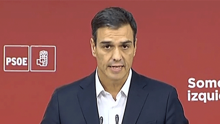 Sánchez considera insuficiente la renuncia de Cifuentes e insiste en que debe dimitir