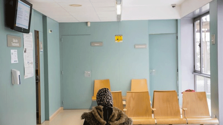 Defensor del Pueblo pide atender a personas sin atención sanitaria