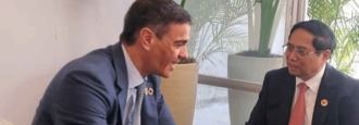 Pedro Sánchez en su encuentro con el primer ministro de Vietnam, Phạm Minh Chính