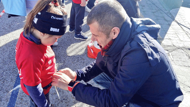 Mil niños en la San Silvestriña by 'Los Runners Magos' recogen juguetes para otros niños