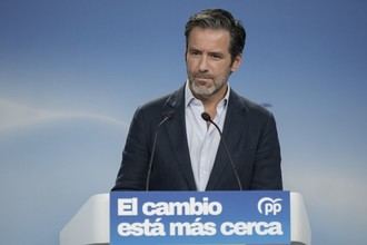 Sémper acusa a Sánchez de corrupción en el rescate de Plus Ultra