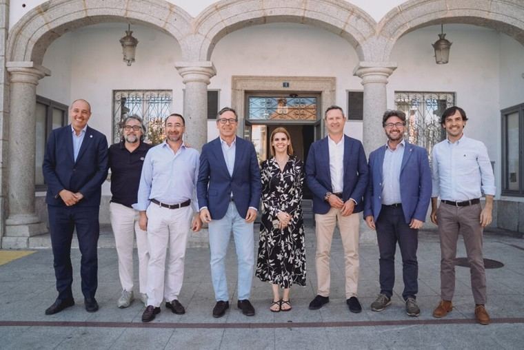 Serrano aboga por complejos medioambientales como el futuro de la gestión de residuos