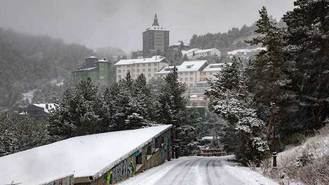 Aviso amarillo por nevadas en la Sierra hasta la medianoche del martes