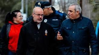 Imagen de archivo del delegado del Gobierno y el alcalde de San Fernando supervisando la crecida del Jarama en 2025