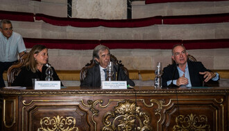 Colaboración entre sociedades científicas y farmacéuticas para mejorar la salud