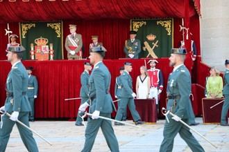 El Rey Felipe preside la entrega de Reales Despachos a nuevos suboficiales de la Guardia Civil