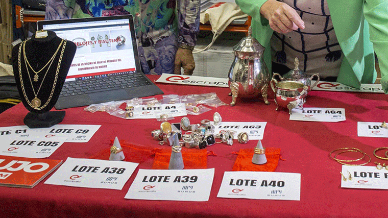 El Ayuntamiento abre este jueves las pujas de la subasta `online´de más de 2.000 objetos perdidos