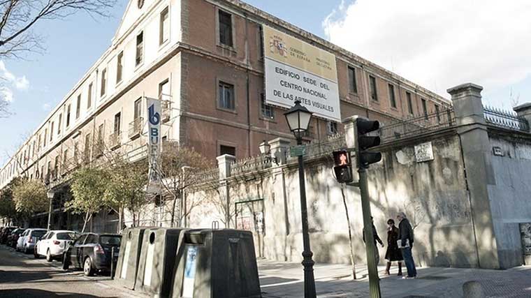Obras espera que Tabacalera 'sea algo más que un bar para okupas' y el PSOE acusa al PP de 'boicotear vida comunitaria'