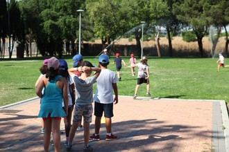 Talleres de verano en Fuenlicolonias enseñan lengua de signos y corresponsabilidad a niños