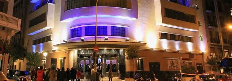 Cibeles precinta el Teatro Barceló y pone en pie de guerra al sector del ocio