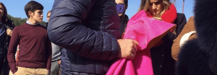 La tauromaquia desafía a Camena: La escuela seguirá 'con o sin llave'