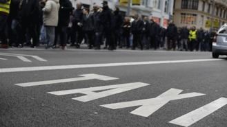 La Comunidad convoca a los taxistas tras 15 días de huelga, pero descarta las precontrataciones