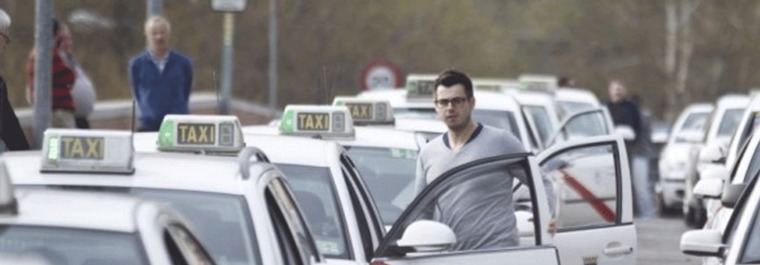 Madrid introducirá la uniformidad en la vestimenta de los taxistas