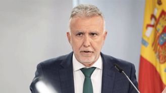 Torres defiende a Ayala en su pugna con Ayuso por los menores migrantes