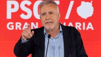 Torres anuncia que padece cáncer y será operado en abril, su intención es mantenerse al frente del Ministerio